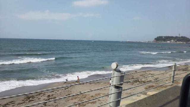 C360_2012-05-28-09-00-54_org@カロンと江の島.jpg